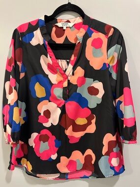 CROSBY by Mollie Burch Abstract Floral Print V-Neck Blouse Size S Black Multi